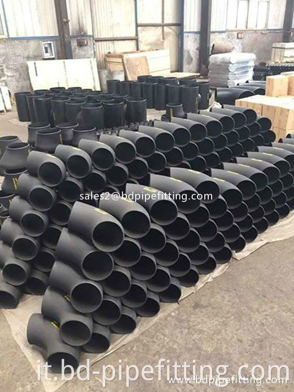 Alloy pipe fitting (37)